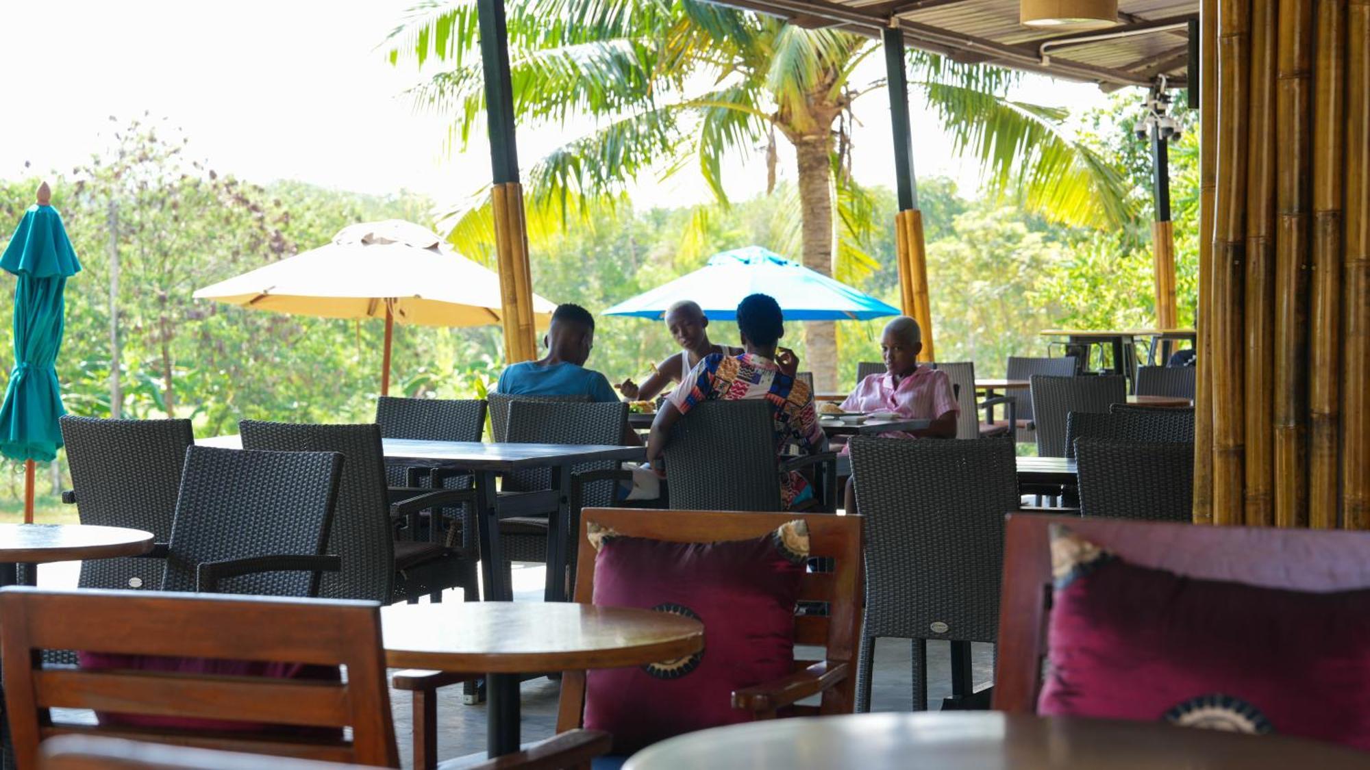 Green Gen Hotel, Mueang Phuket Ban Lo Ti Pa Exterior foto